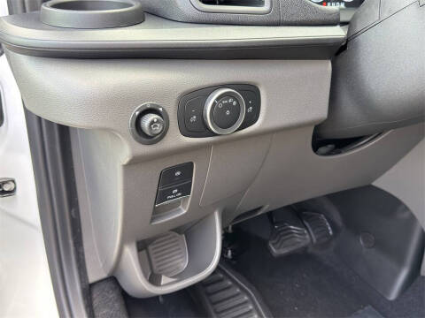 2025 Ford Transit
