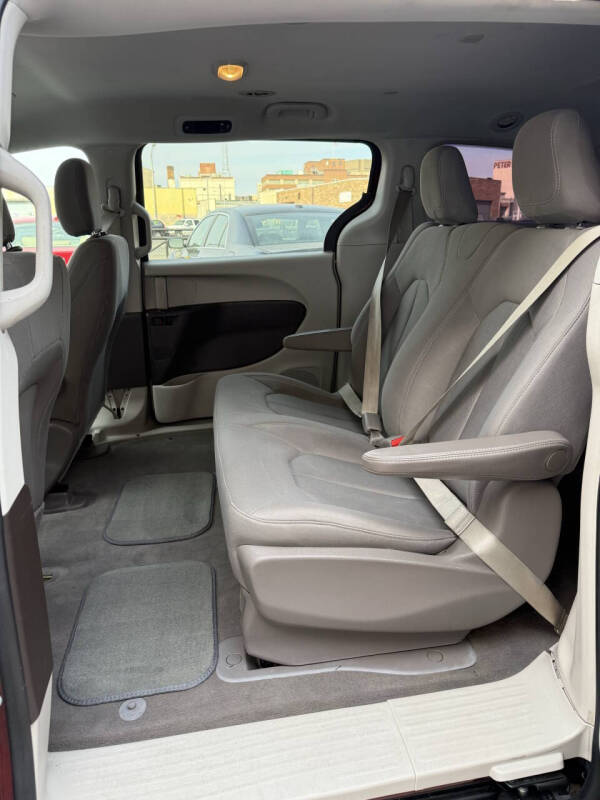 2018 Chrysler Pacifica L