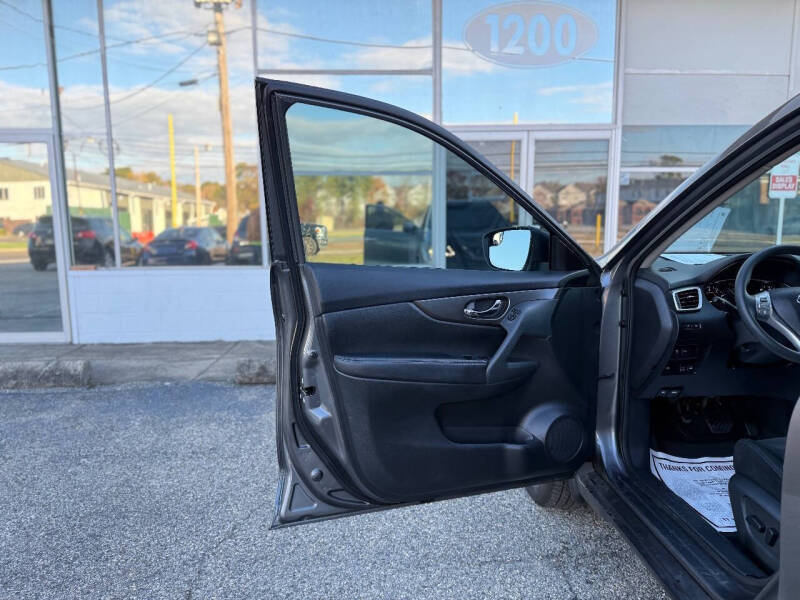 2015 Nissan Rogue SV