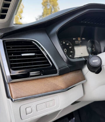 2016 Volvo XC90 T8 eAWD Inscription