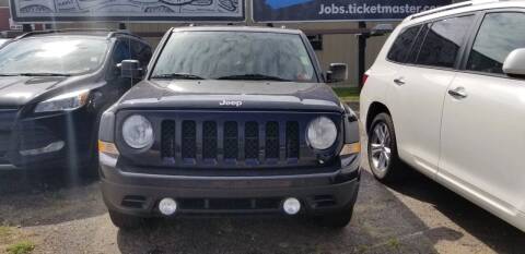 2011 Jeep Patriot for sale at Sissonville Used Car Inc. in South Charleston WV