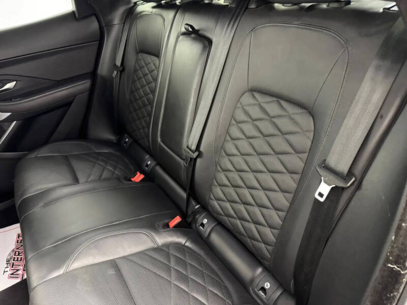 2020 Jaguar E-PACE P250 SE