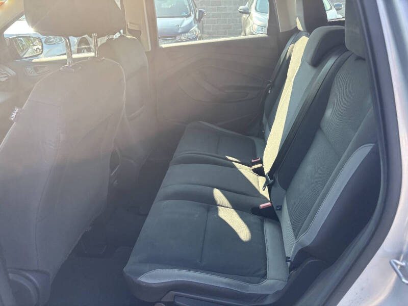2016 Ford Escape S