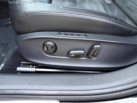 2014 Volkswagen Passat 1.8T SEL Premium PZEV