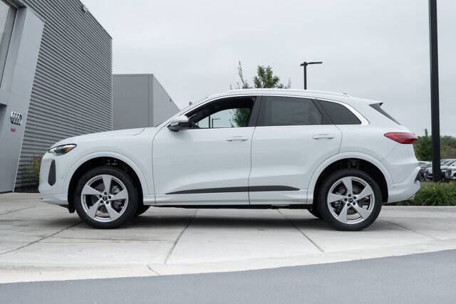 2025 Audi Q5 quattro Premium Plus TFSI