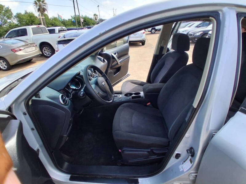 2014 Nissan Rogue Select S