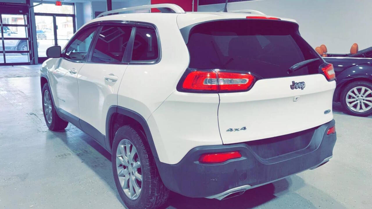 2017 Jeep Cherokee for sale at Elite Rides in Detroit, MI