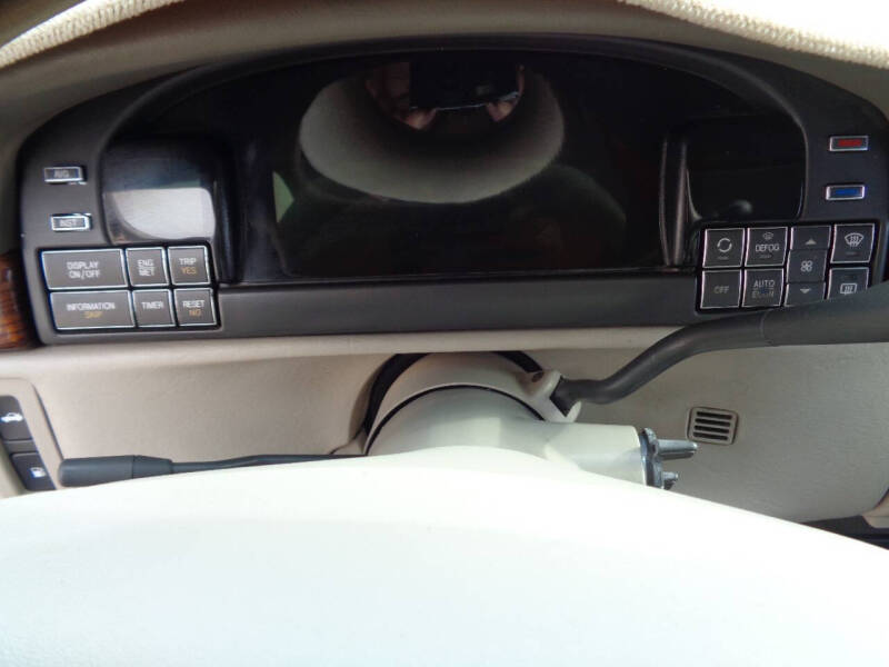 1999 Cadillac DeVille D'elegance