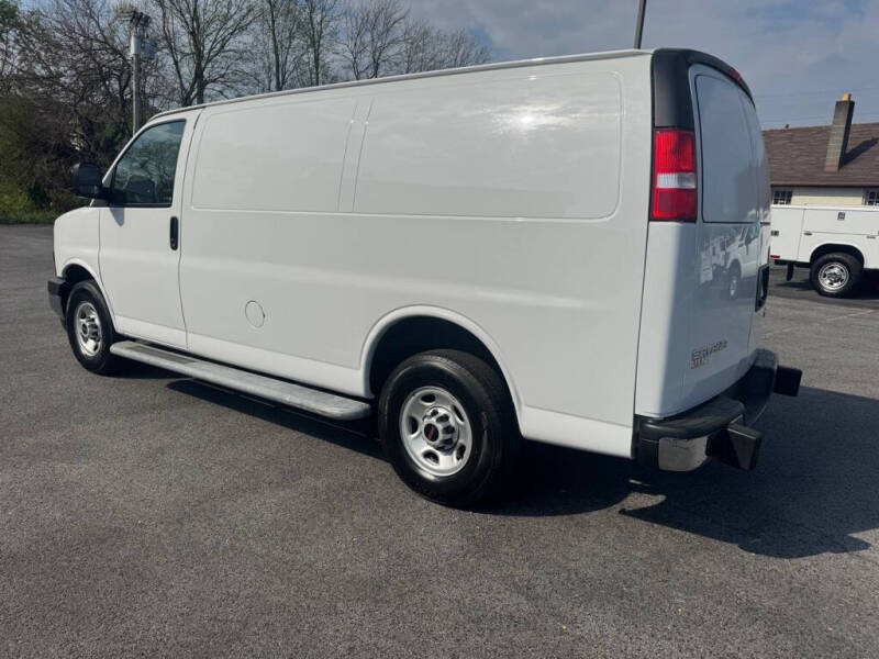 2021 GMC Savana 2500