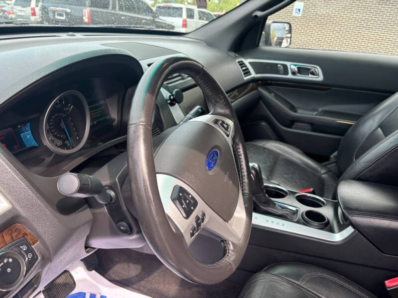 2012 Ford Explorer Limited