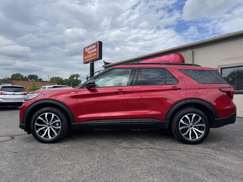 2025 Ford Explorer ST-Line