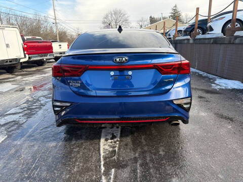 2020 Kia Forte GT Line