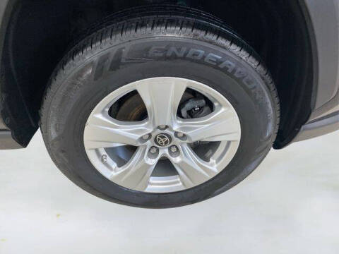 2021 Toyota RAV4 Hybrid LE