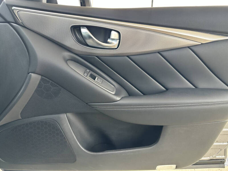 2016 Infiniti Q50 3.0T Premium