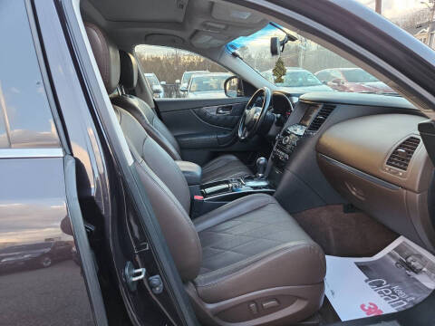 2010 Infiniti FX35