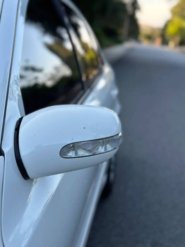 2005 Mercedes-Benz E-Class E 320