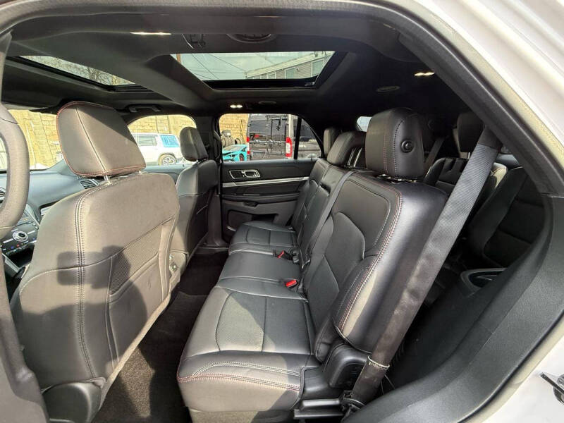 2019 Ford Explorer Sport