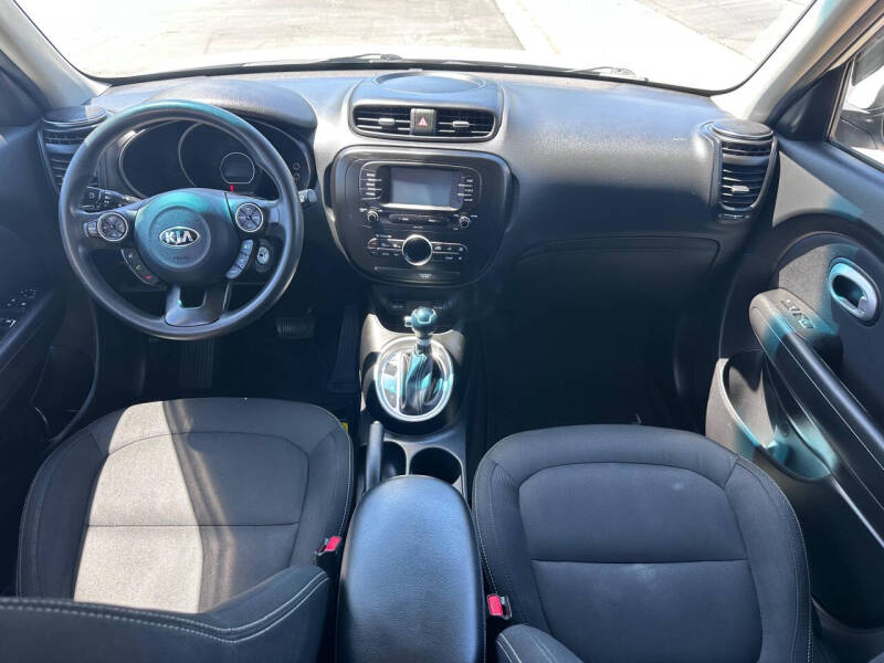 2017 Kia Soul +