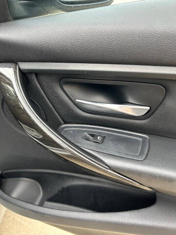 2015 BMW 3 Series 328i