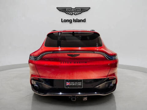 2021 Aston Martin DBX