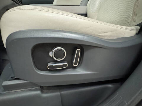 2023 Land Rover Defender 130 First Edition