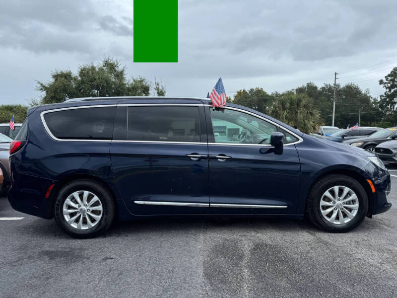 2018 Chrysler Pacifica Touring L