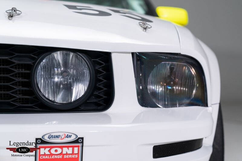 2005 Ford Mustang