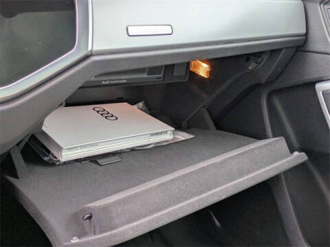 2020 Audi Q3 quattro Premium 45 TFSI