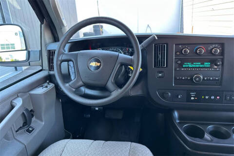 2024 Chevrolet Express LT 3500