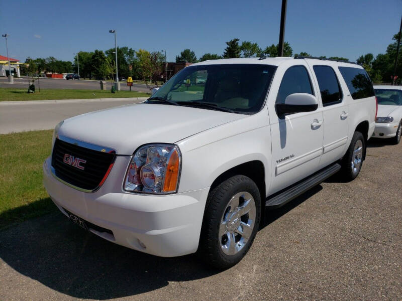 2010 GMC Yukon XL for sale at CFN Auto Sales in West Fargo ND