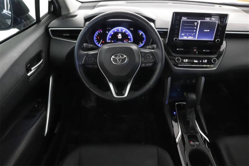 2022 Toyota Corolla Cross XLE