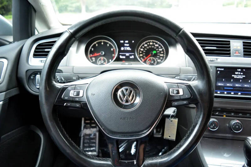 2017 Volkswagen Golf Alltrack TSI S 4Motion