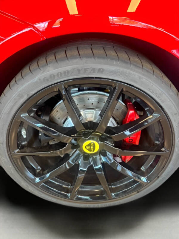 2025 Lotus Emira V6 Base