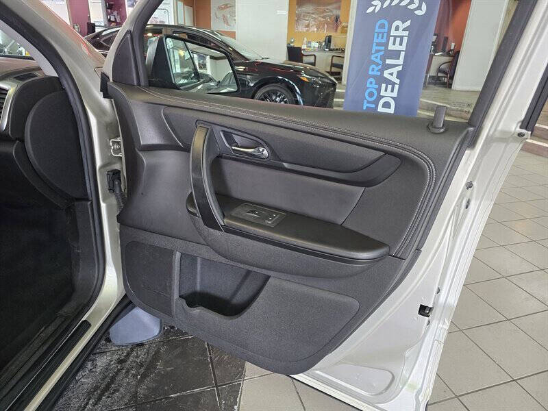 2016 GMC Acadia SLE-2