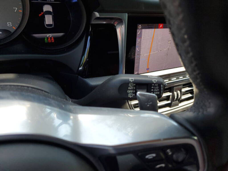 2021 Porsche Macan S