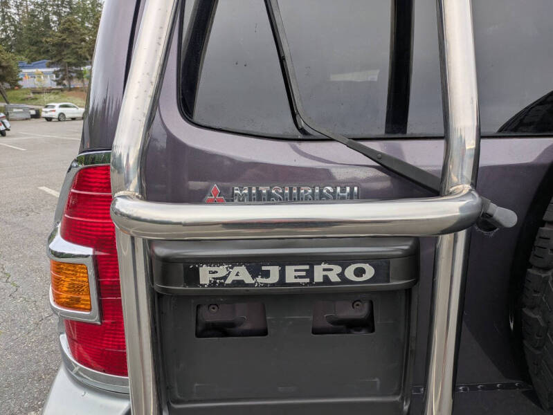 2000 Mitsubishi Pajero