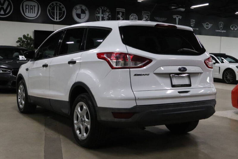 2016 Ford Escape S