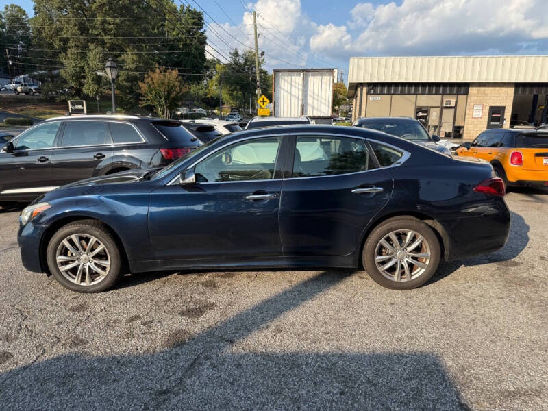 2015 Infiniti Q70 3.7
