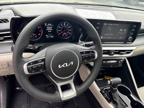 2022 Kia K5