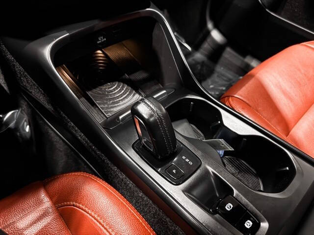 2019 Volvo XC40 T5 Momentum