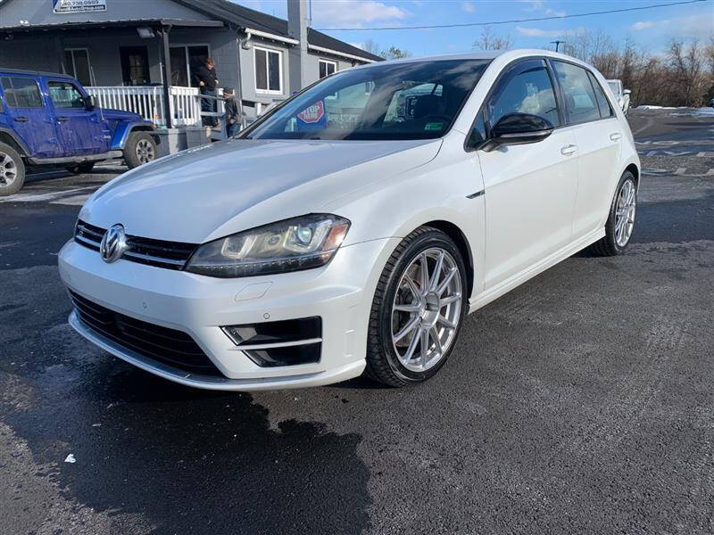 2017 Volkswagen Golf R 4Motion