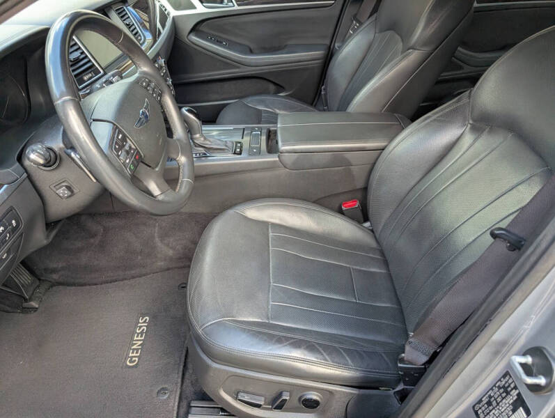 2017 Genesis G80 3.8