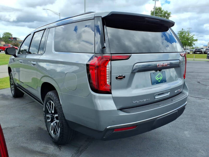 2024 GMC Yukon XL AT4