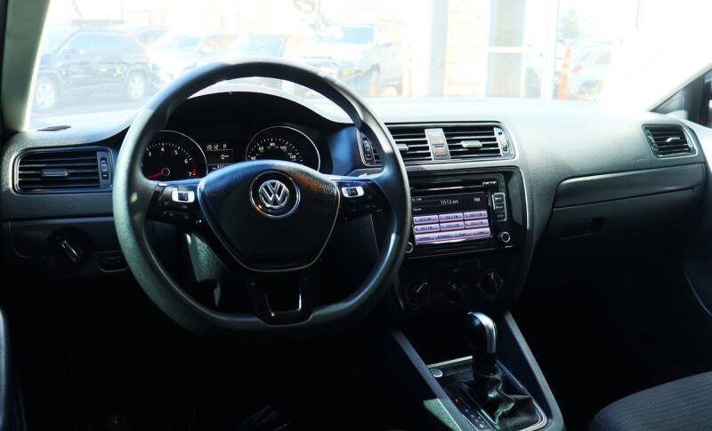 2015 Volkswagen Jetta