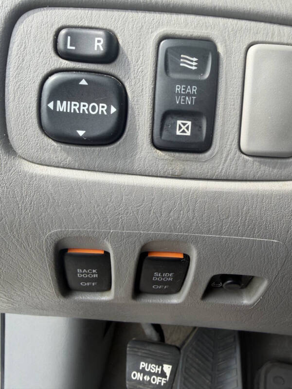2006 Toyota Sienna XLE Limited 7 Passenger