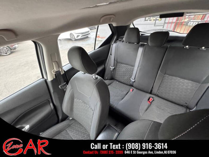 2023 Nissan Kicks SV