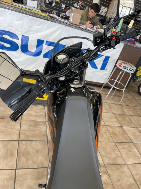 2025 Suzuki DR650S