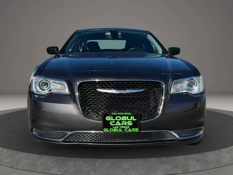 2017 Chrysler 300 Limited