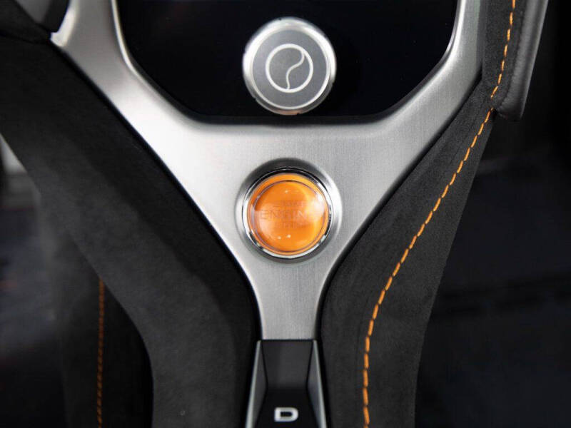 2025 McLaren 750S