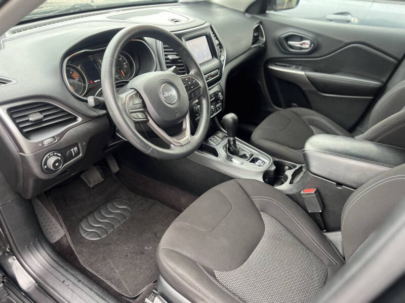 2019 Jeep Cherokee Latitude